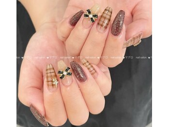 マグロ ネイルサロン/