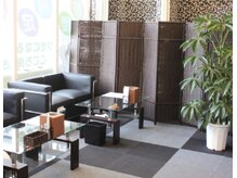 もみつぼ5 宮城多賀城店/広い待合スペース