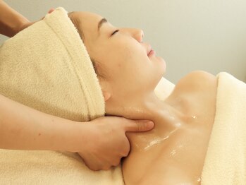 和日茶美(wabi-sabi)/インナーマッスルフェイシャル