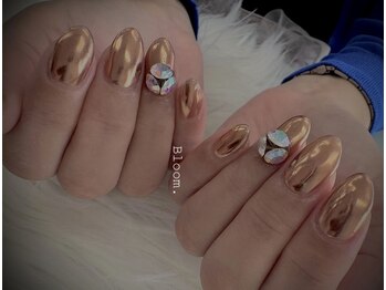 nail salon Bloom./