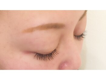 アプレ 本店(apres)/自然に馴染むマツエクデザイン