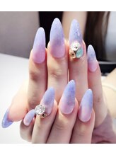 ネイルサロン スール(Soeur)/光るグローネイル！Wグラデ