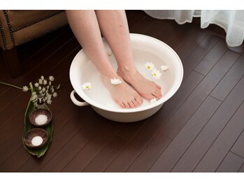 ヘルス アンド ビューティ 波の音(Health ＆ Beauty 波の音)/フットウォッシュ