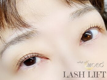 モコ(MOCO)/ラッシュリフト