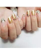 キイコネイル(kiiko.nail)/秋にはマットゴールドネイル
