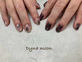 ダイナ ムーン(Dyna moon.)/チグハグネイル