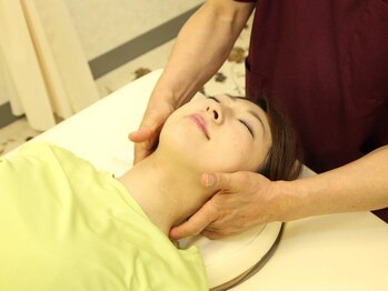 かん健康整体院/辛い首肩こり・頭痛を感じる方へ