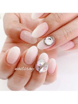 ネイルズレイ(Nails Ray)/