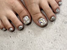 ネクスト ヴィジョン ネイル(Next Vision Nail)/【　敷き詰めネイル　 】