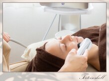 トーティシェル(tortoise shell)/憧れの水光肌に♪