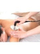 【冷えでお悩みの方に】身体の深部まで温めることが出来るインディバで冷え悩みを解消！