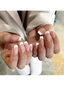 デイ ウィズアウト エニシング(Day Without Anything)/フレンチネイル/担当:松山