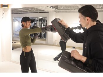 MOXIE GYM/46 名古屋 丸の内/二の腕のたるみをスッキリ改善！