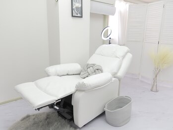 ミャオ バイ ハグ(meow by hug.)/リクライニングでゆっくり♪