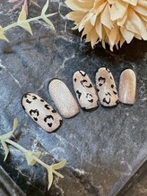 ネイル アンド アイラッシュ虹/マグネットネイル