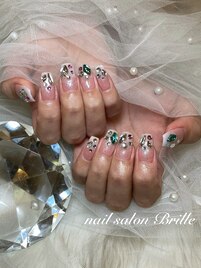 キラキラベイビーブーマーネイル