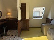 お店移転しました♪学芸大学駅から徒歩1分☆