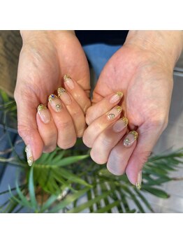 白べぇーっ 本店 湊町店/クーポンネイル☆