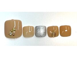 ５月フット5900円→オフ込3200円