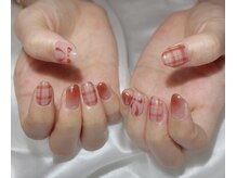 秋はチェックネイルが大人気！