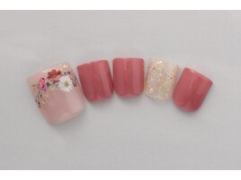 6000円　フットネイル