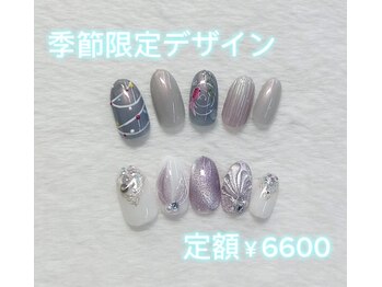 クリスタルネイル/季節限定デザイン♪