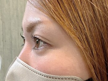 ルノエ(Runoe)の写真/自まつげを労わりながら整えるケア重視パーマ。上品で洗練された目元へ◎
