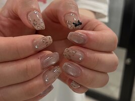 Autumn leopard。
