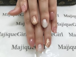 【うねうねネイル】