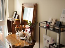 ミネット ビビ(minette BIBI)の雰囲気（メイクブース＆ドリンクのサービスございます♪）