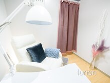 ルノン 北浦和店(LUNON)の雰囲気（リクライニングでくつろげる個室をご用意♪）