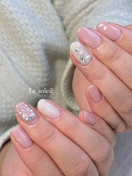 ル ソレイユ(Le soleil)/クリスマスネイル by mikiko