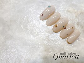 【ビジュー×ベージュ】