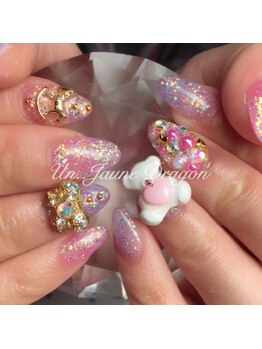 アン ジョーヌドラゴ/夢かわいいネイル