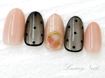 ラグジュアリーネイルズ オオミヤ(Luxury Nails Omiya)/ブラック*シアーカラー