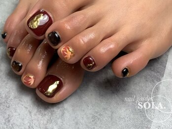 ソラ(SOLA.)/紅葉ネイルーフット編ー