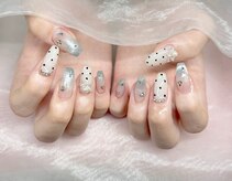 ザ ネイル(The Nails)