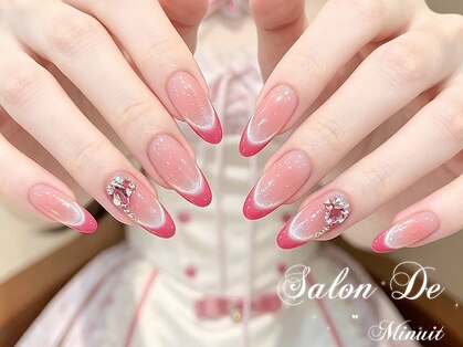 サロン ド ミニュイ(Salon de Minuit)の写真