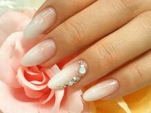 ネイルサロン ティアラリュクス 市川北口店(Tiara Luxe)/上品なシンプルネイル