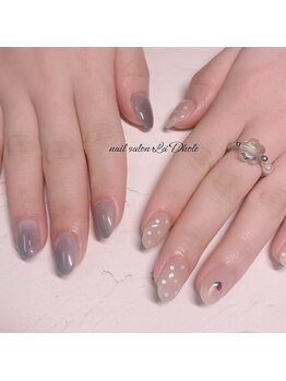 ラドール(La Dhole)/シアーカラードットネイル