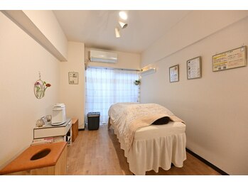 よもぎ蒸しと温活リラクゼーション テオン(te-on)/サロン店内