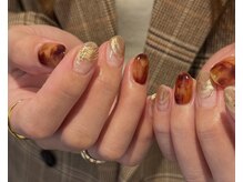 エム ネイル(emu nail)