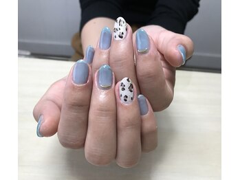 ヒトミネイルズ(Hitomi Nails)/