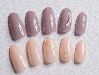 アイラッシュ ビューティー ラボ モナ(MONA)/