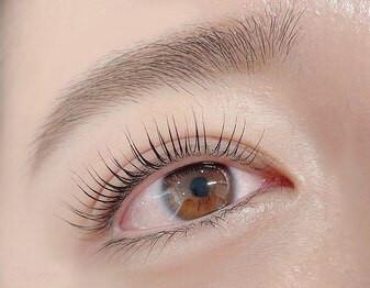 【パリジェンヌラッシュ】or【カールリフト】（上まつ毛パーマ）￥5,200⇒