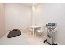 西大宮フォレストワン整骨院/リラックスしたカウンセリング室