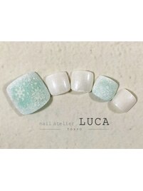 C-66 ふんわり雪の結晶ネイル