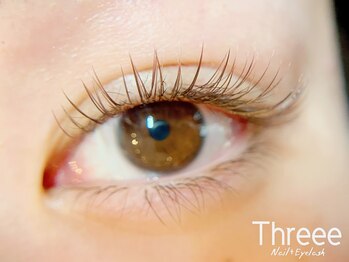 スリーネイルプラスアイラッシュ(Threee Nail+Eyelash)/ブラウンMIX Cカール　160本