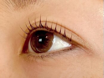 シュナ(syuna)の写真/【幕張/まつ毛パーマ/パリジェンヌ】自まつ毛を活かすダメージレスな大人可愛いエレガントな目元を実現◎