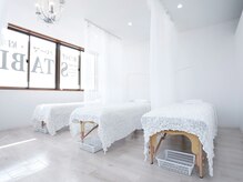 【全席半個室のゆったり空間】